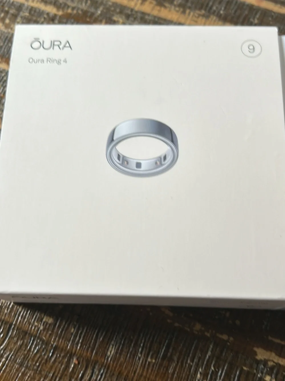 Oura Ring 4 Smart Ring - Silver Finish